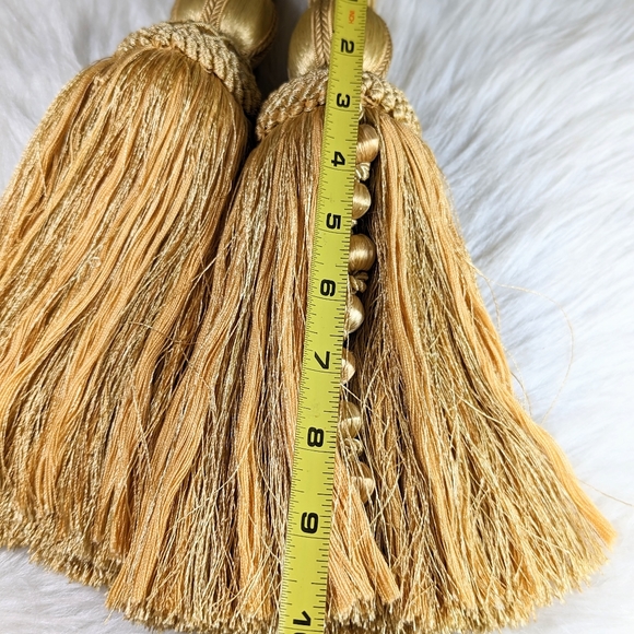 Vintage Large Gold Drapery Tassels Pullbacks Set Of 2 EUC Traditional - Picture 3 of 5